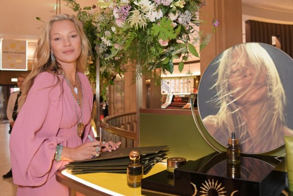 Kate Moss'un Detoks ile Yenilenme Rutini