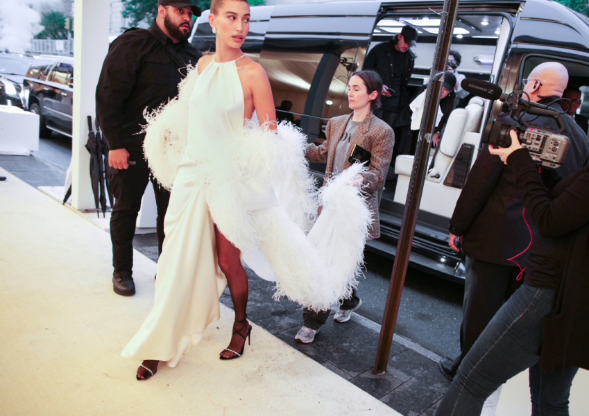 Hailey Bieber